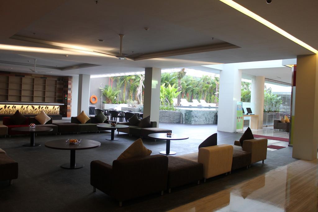 Harvestland Hotel Bali Kuta Lombok Exterior foto