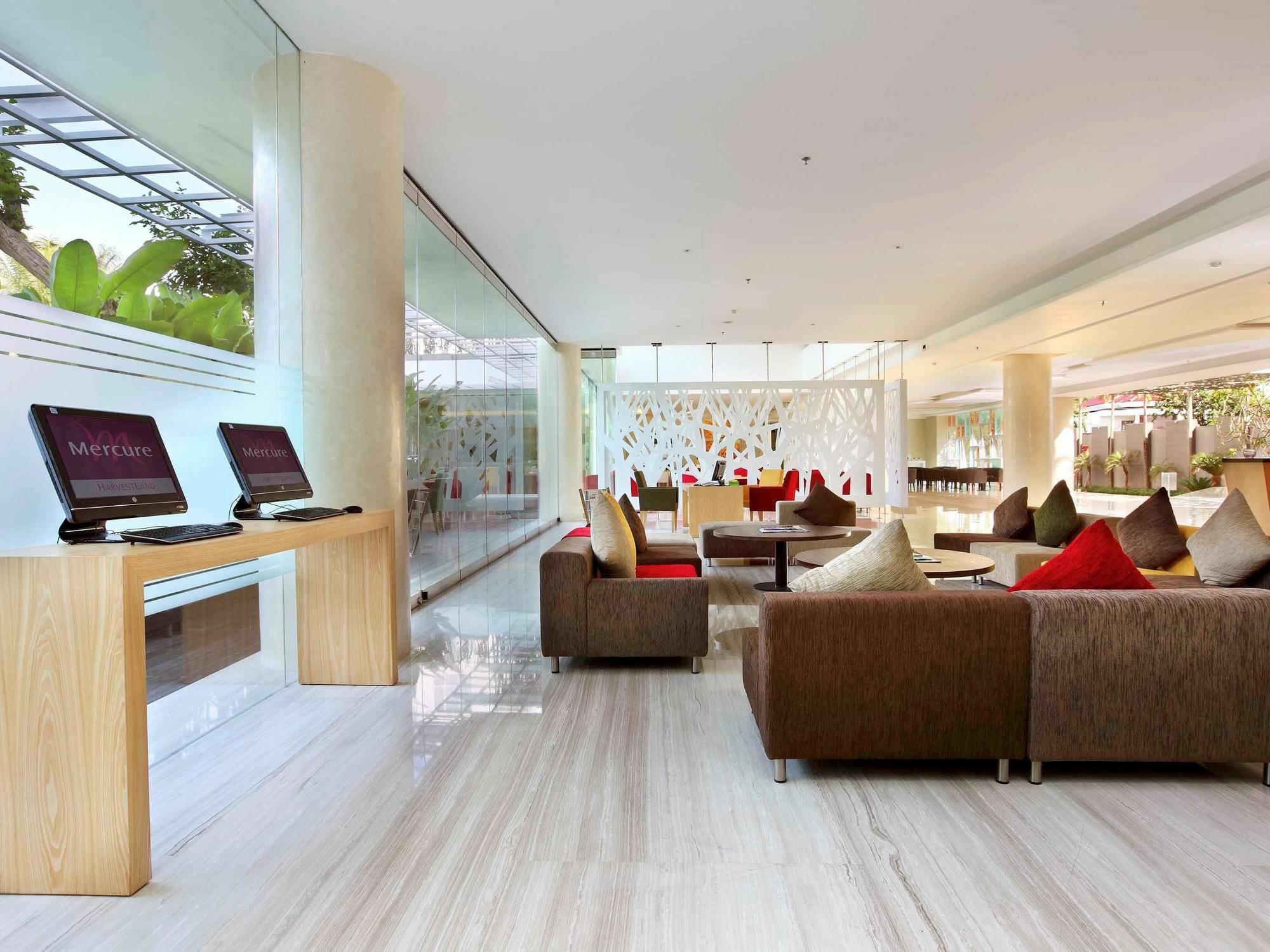 Harvestland Hotel Bali Kuta Lombok Exterior foto